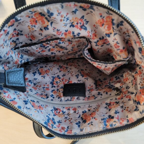 Joy Black Shoulder Purse with Floral Inside - Picture 4 of 6